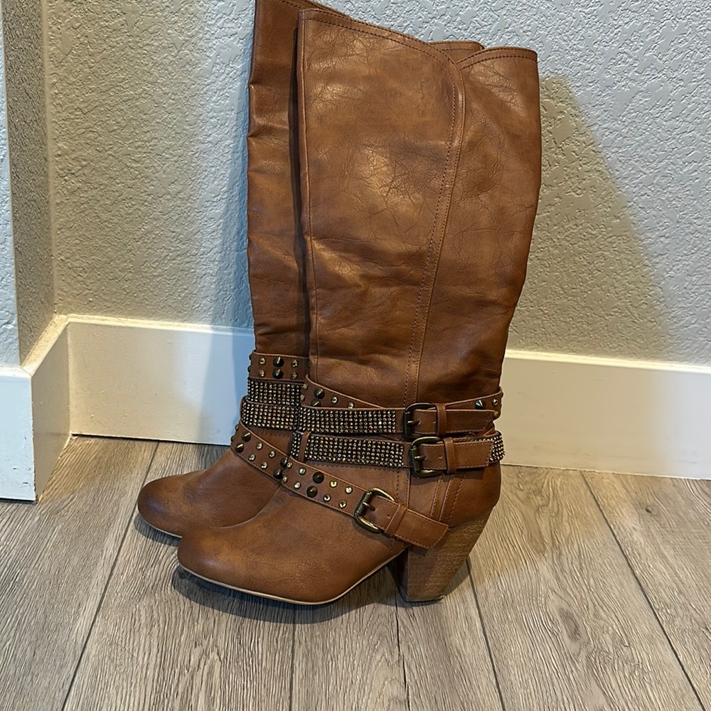 Lightly worn Not Rated heeled boots
